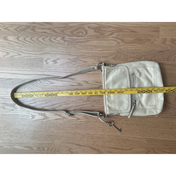 Fossil Light Yellow Leather Cross Body Bag‎ Needs Repairs Has Key Charm - Picture 3 of 10